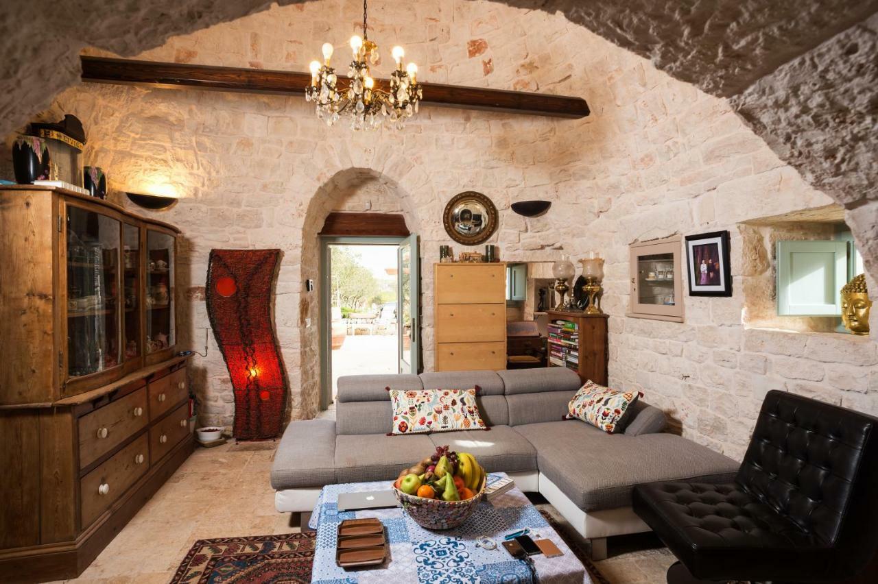 16 Trulli E Giardini Apartman Alberobello Kültér fotó